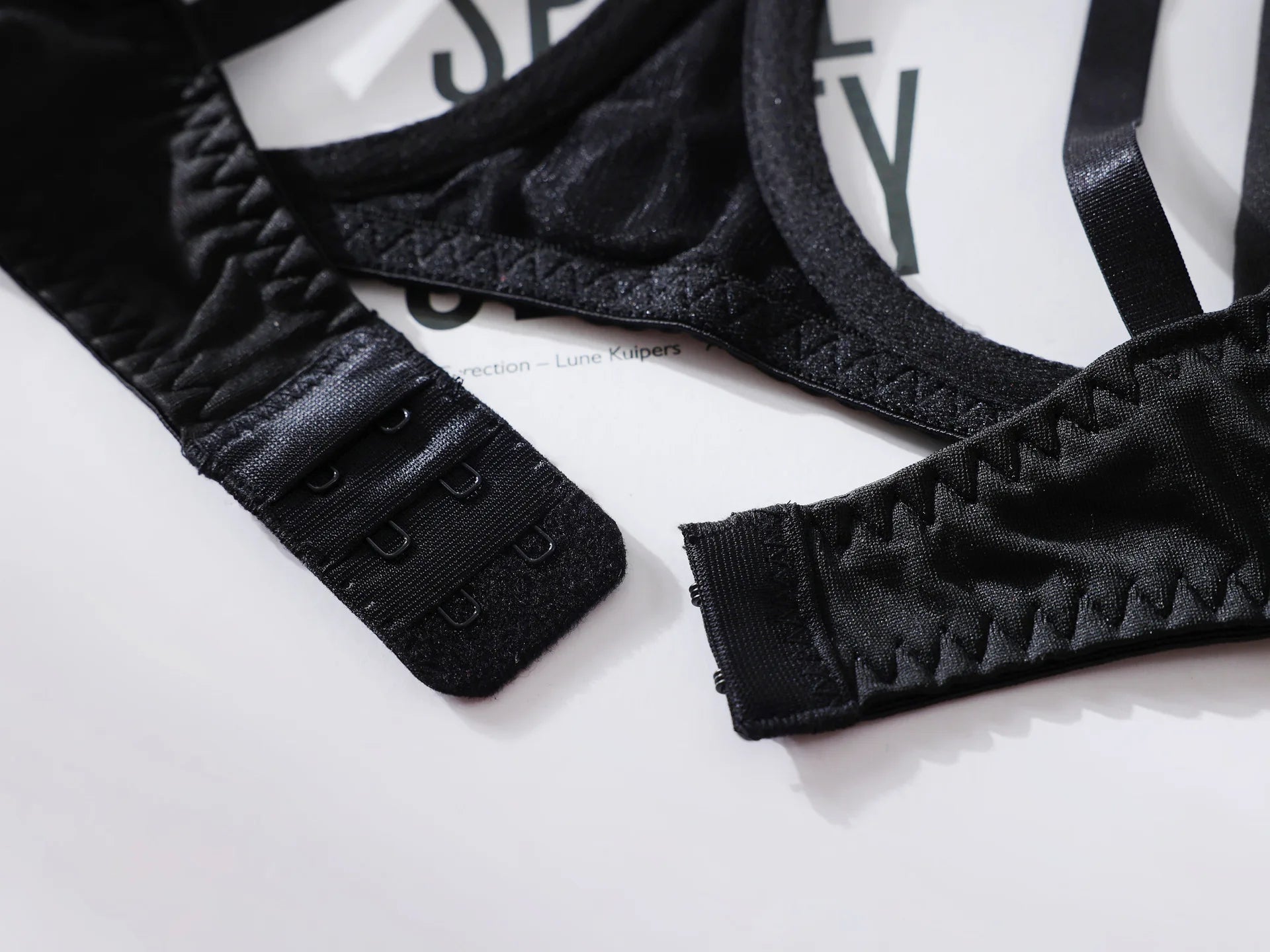 Komplet "Wrapped Desire"