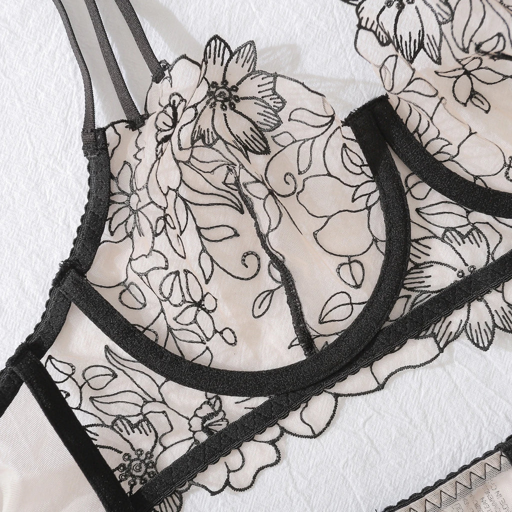 3-Częściowy Komplet Bielizny "Floral Seduction"