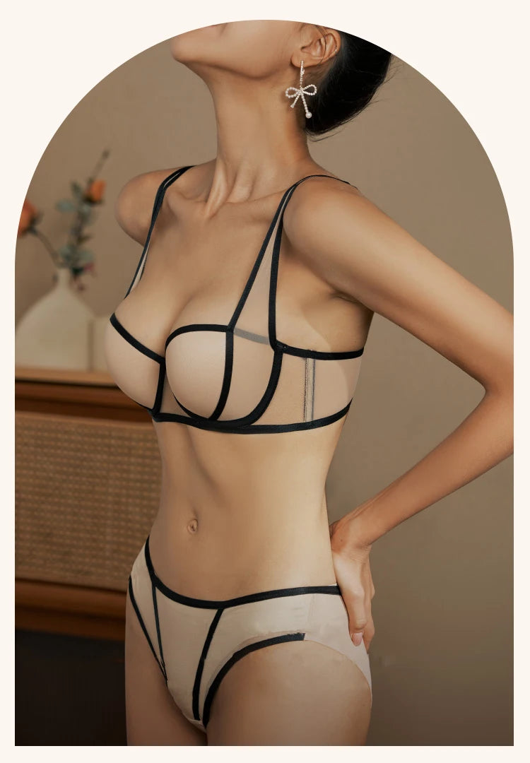 Komplet "Graphic Nude"